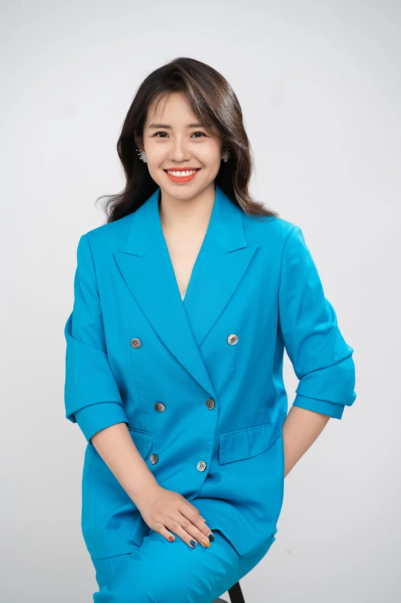 讲吾堂认证培训师职业照 01